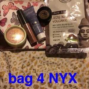 makeup bundle bag